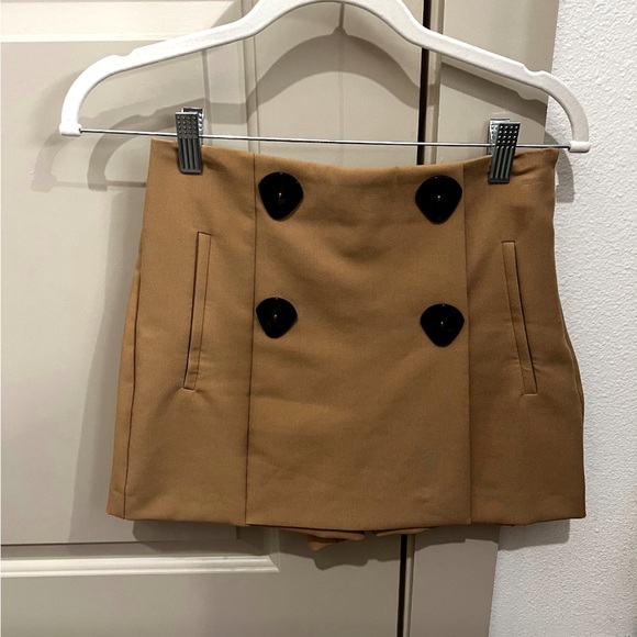 ZARA tan large double button skort size XS - Picture 7 of 8